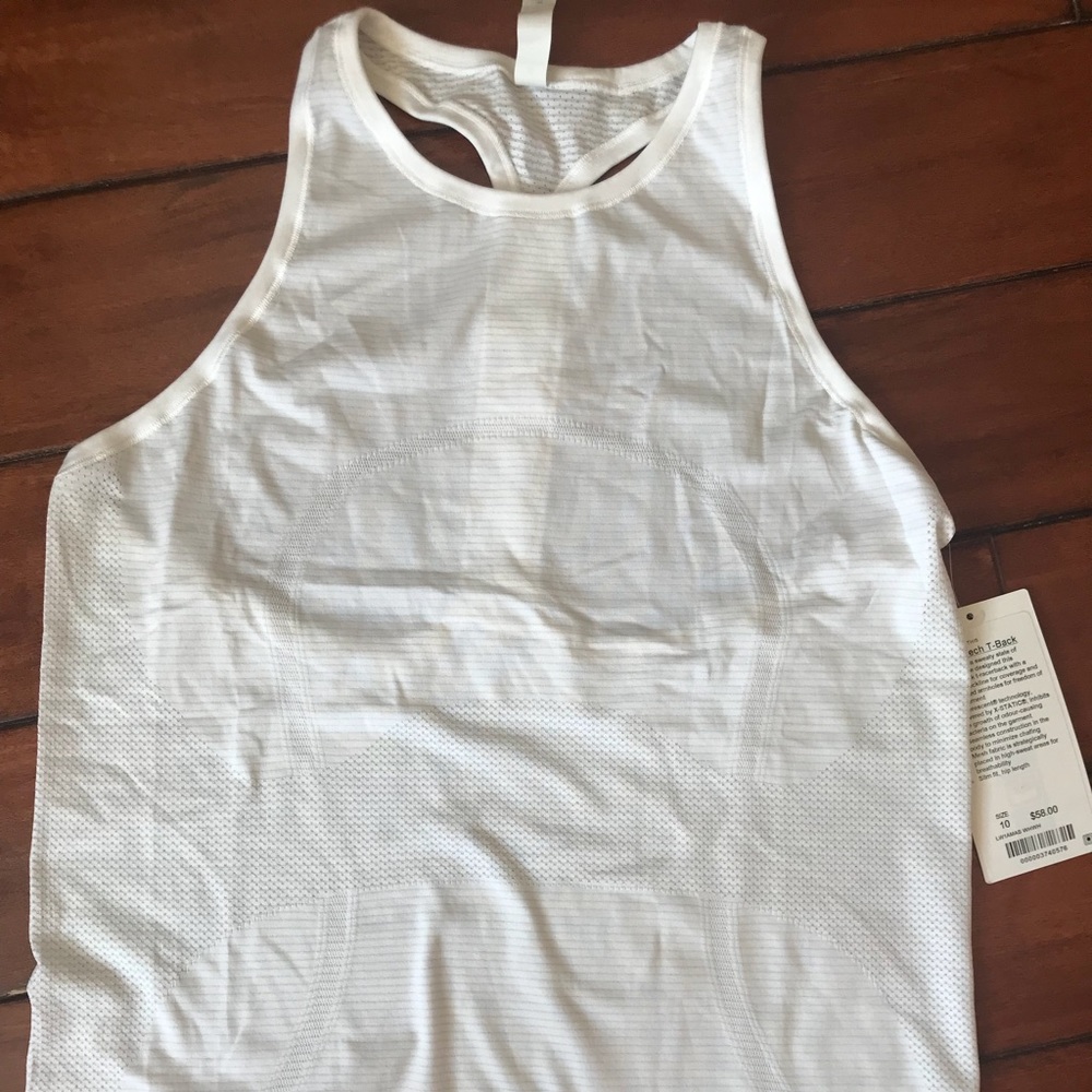 NEVER WORN White Tech Tanktop